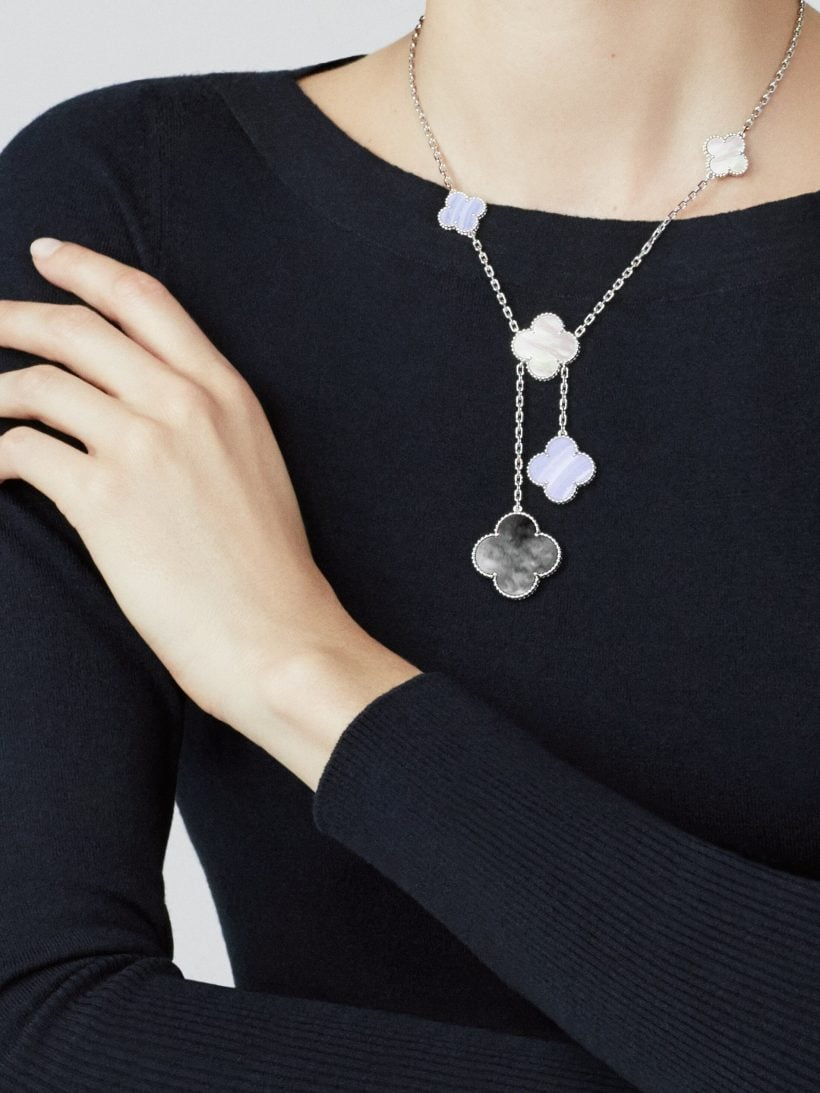 Magic Alhambra necklace, 6 patterns